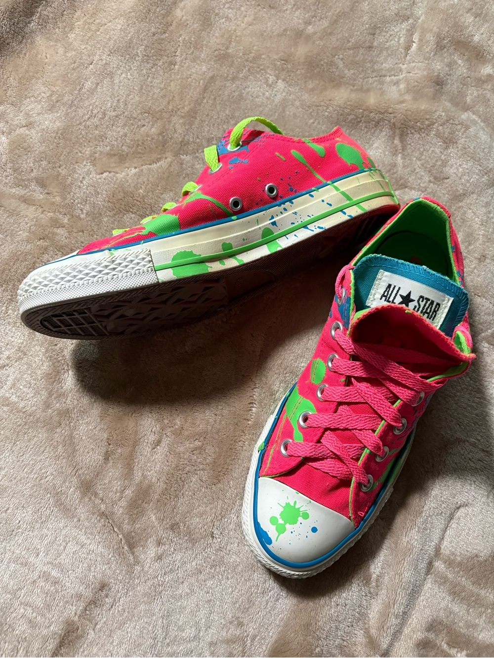 Converse All Star Low Top Splatter Paint Double Layer Size Women’s 8 and Men’s 6